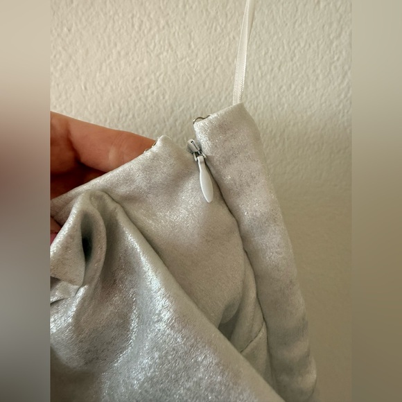 TCEC Silver Ruched Fabric - Picture 5 of 7